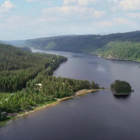 Midtholmen By Interhome Konsmo