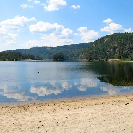 펜션 Midtholmen By Interhome