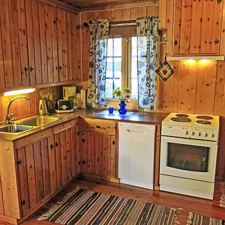 펜션 Midtholmen By Interhome Konsmo