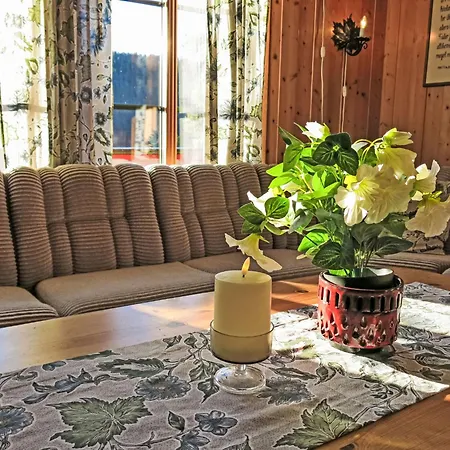 Midtholmen By Interhome * Konsmo