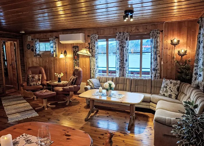 Midtholmen By Interhome * Konsmo